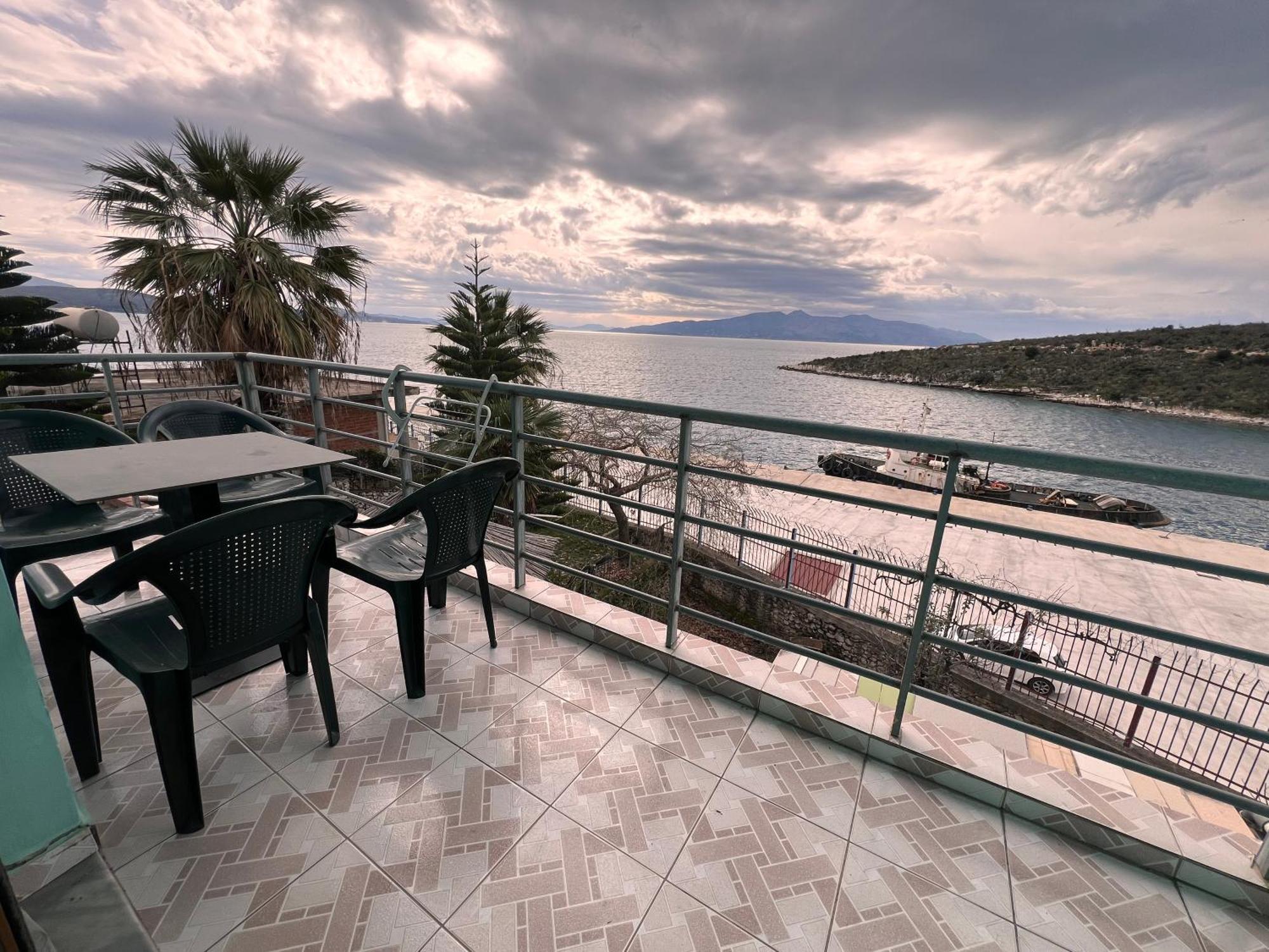 Majki Beach Apartments Saranda Kültér fotó